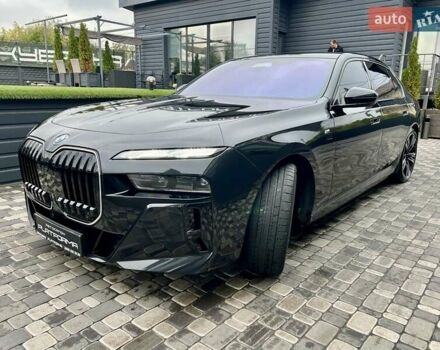 Черный БМВ i7, объемом двигателя 0 л и пробегом 35 тыс. км за 123900 $, фото 114 на Automoto.ua