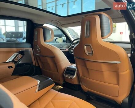 Черный БМВ i7, объемом двигателя 0 л и пробегом 27 тыс. км за 91500 $, фото 13 на Automoto.ua