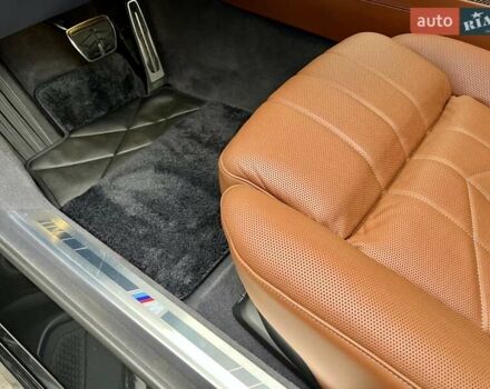 Черный БМВ i7, объемом двигателя 0 л и пробегом 35 тыс. км за 123900 $, фото 23 на Automoto.ua
