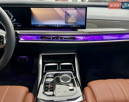 Черный БМВ i7, объемом двигателя 0 л и пробегом 35 тыс. км за 123900 $, фото 72 на Automoto.ua