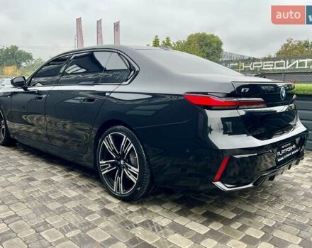 Черный БМВ i7, объемом двигателя 0 л и пробегом 35 тыс. км за 123900 $, фото 6 на Automoto.ua