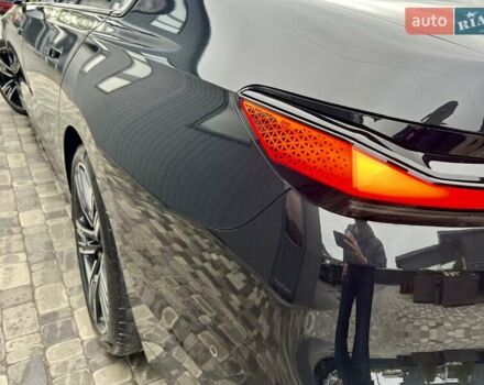 Черный БМВ i7, объемом двигателя 0 л и пробегом 35 тыс. км за 123900 $, фото 92 на Automoto.ua