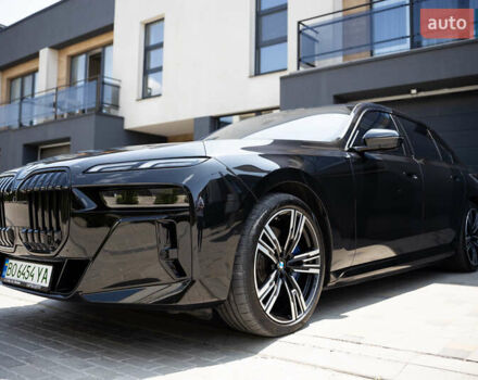 Черный БМВ i7, объемом двигателя 0 л и пробегом 23 тыс. км за 95000 $, фото 2 на Automoto.ua