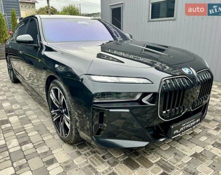 Черный БМВ i7, объемом двигателя 0 л и пробегом 35 тыс. км за 123900 $, фото 12 на Automoto.ua