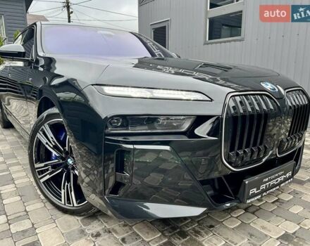 Черный БМВ i7, объемом двигателя 0 л и пробегом 35 тыс. км за 123900 $, фото 103 на Automoto.ua