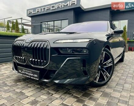 Черный БМВ i7, объемом двигателя 0 л и пробегом 35 тыс. км за 123900 $, фото 4 на Automoto.ua