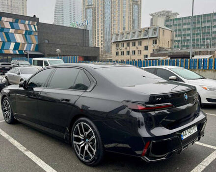 Черный БМВ i7, объемом двигателя 0 л и пробегом 22 тыс. км за 92000 $, фото 7 на Automoto.ua