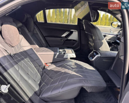Черный БМВ i7, объемом двигателя 0 л и пробегом 55 тыс. км за 91500 $, фото 27 на Automoto.ua