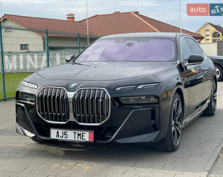 Черный БМВ i7, объемом двигателя 0 л и пробегом 29 тыс. км за 99500 $, фото 7 на Automoto.ua