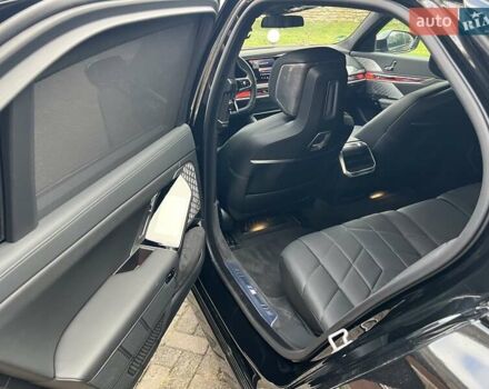 Черный БМВ i7, объемом двигателя 0 л и пробегом 12 тыс. км за 105499 $, фото 9 на Automoto.ua