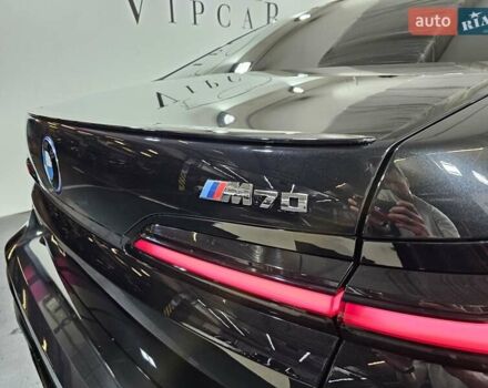 Черный БМВ i7, объемом двигателя 0 л и пробегом 7 тыс. км за 138999 $, фото 9 на Automoto.ua