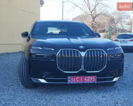 Черный БМВ i7, объемом двигателя 0 л и пробегом 27 тыс. км за 85000 $, фото 2 на Automoto.ua