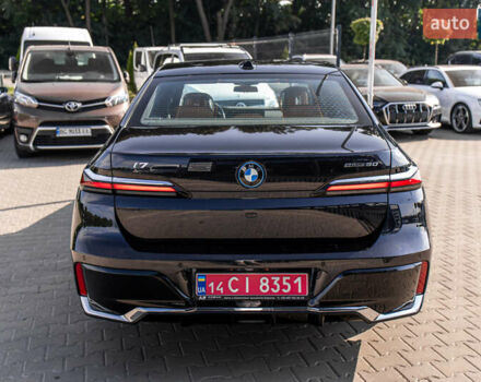 Черный БМВ i7, объемом двигателя 0 л и пробегом 25 тыс. км за 86500 $, фото 16 на Automoto.ua