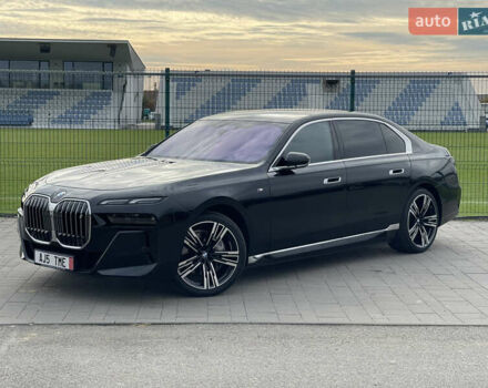 Чорний БМВ i7, об'ємом двигуна 0 л та пробігом 27 тис. км за 105000 $, фото 3 на Automoto.ua