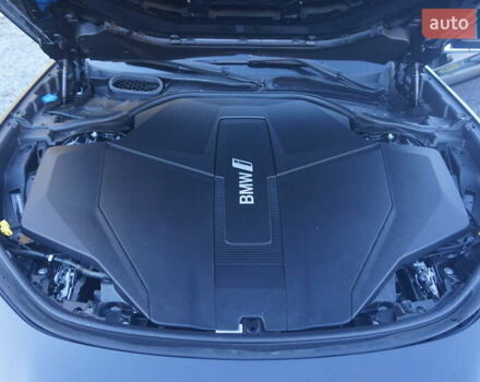 Черный БМВ i7, объемом двигателя 0 л и пробегом 27 тыс. км за 85000 $, фото 62 на Automoto.ua