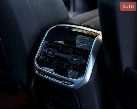 Черный БМВ i7, объемом двигателя 0 л и пробегом 20 тыс. км за 79900 $, фото 61 на Automoto.ua