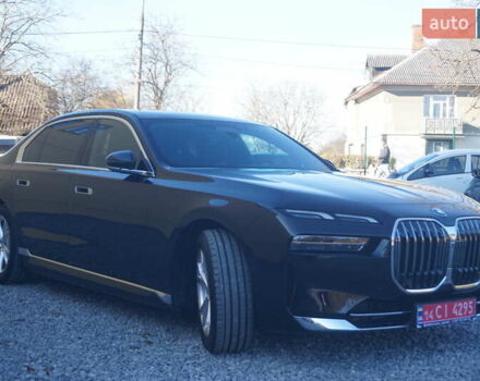 Черный БМВ i7, объемом двигателя 0 л и пробегом 27 тыс. км за 85000 $, фото 3 на Automoto.ua