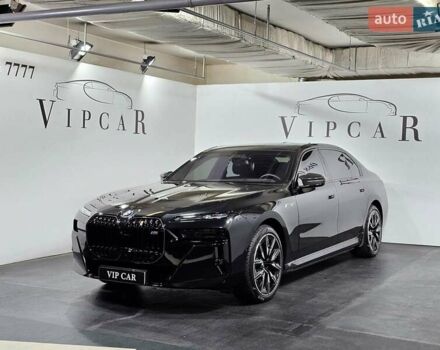 Черный БМВ i7, объемом двигателя 0 л и пробегом 7 тыс. км за 138999 $, фото 3 на Automoto.ua