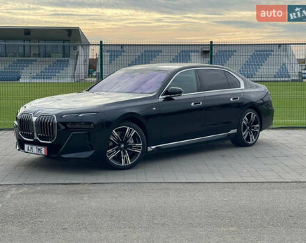 Черный БМВ i7, объемом двигателя 0 л и пробегом 29 тыс. км за 99500 $, фото 24 на Automoto.ua