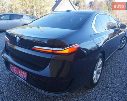 Черный БМВ i7, объемом двигателя 0 л и пробегом 27 тыс. км за 85000 $, фото 16 на Automoto.ua