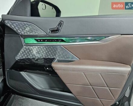 Черный БМВ i7, объемом двигателя 0 л и пробегом 7 тыс. км за 138999 $, фото 22 на Automoto.ua