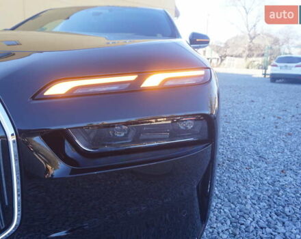 Черный БМВ i7, объемом двигателя 0 л и пробегом 27 тыс. км за 85000 $, фото 20 на Automoto.ua