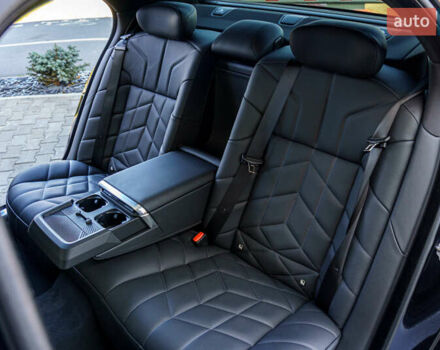 Черный БМВ i7, объемом двигателя 0 л и пробегом 20 тыс. км за 79900 $, фото 68 на Automoto.ua