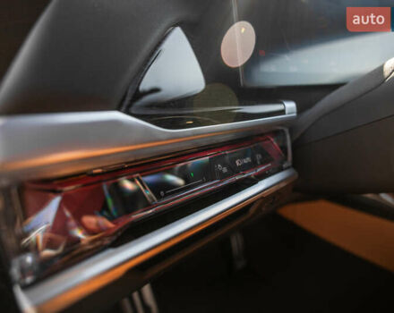 Черный БМВ i7, объемом двигателя 0 л и пробегом 25 тыс. км за 86500 $, фото 8 на Automoto.ua