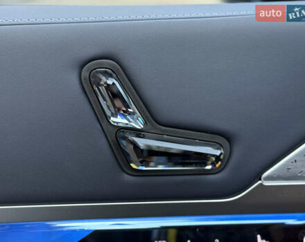 Черный БМВ i7, объемом двигателя 0 л и пробегом 1 тыс. км за 190000 $, фото 70 на Automoto.ua