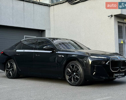 Черный БМВ i7, объемом двигателя 0 л и пробегом 1 тыс. км за 190000 $, фото 15 на Automoto.ua