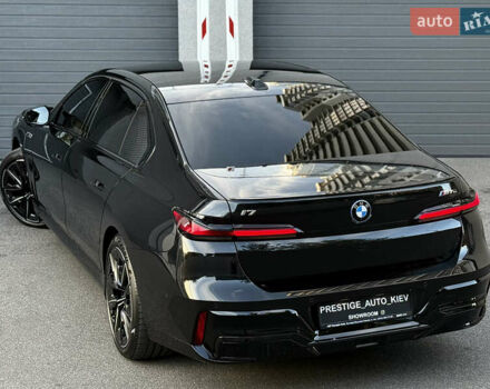 Черный БМВ i7, объемом двигателя 0 л и пробегом 1 тыс. км за 190000 $, фото 30 на Automoto.ua