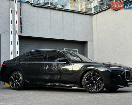 Черный БМВ i7, объемом двигателя 0 л и пробегом 1 тыс. км за 190000 $, фото 5 на Automoto.ua