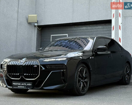 Черный БМВ i7, объемом двигателя 0 л и пробегом 1 тыс. км за 190000 $, фото 10 на Automoto.ua