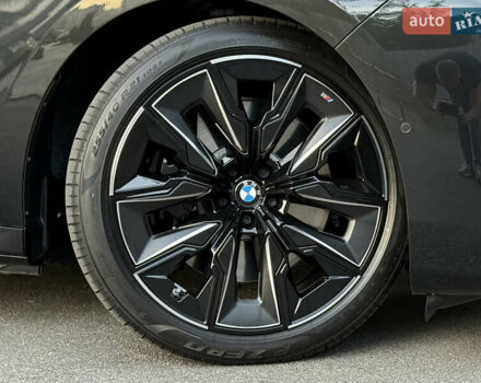Черный БМВ i7, объемом двигателя 0 л и пробегом 1 тыс. км за 190000 $, фото 34 на Automoto.ua