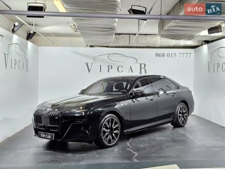 Черный БМВ i7, объемом двигателя 0 л и пробегом 7 тыс. км за 138999 $, фото 1 на Automoto.ua