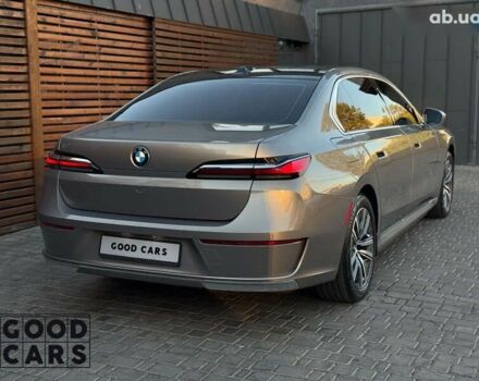 БМВ i7, объемом двигателя 0 л и пробегом 5 тыс. км за 90900 $, фото 6 на Automoto.ua