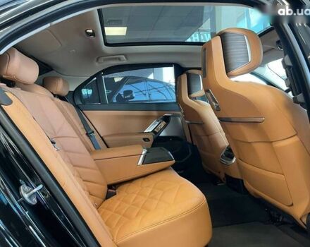 БМВ i7, объемом двигателя 0 л и пробегом 27 тыс. км за 91500 $, фото 14 на Automoto.ua