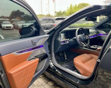 БМВ i7, объемом двигателя 0 л и пробегом 35 тыс. км за 123900 $, фото 14 на Automoto.ua