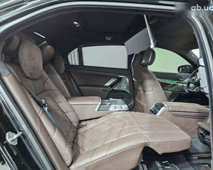 БМВ i7, объемом двигателя 0 л и пробегом 7 тыс. км за 138999 $, фото 10 на Automoto.ua