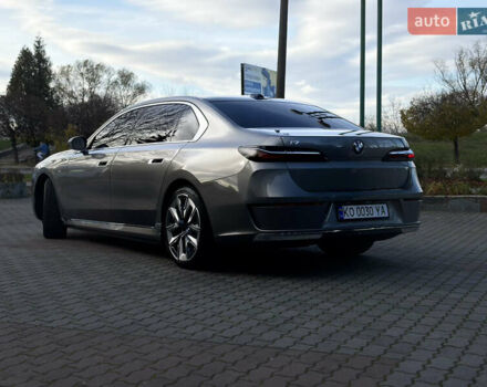 Серый БМВ i7, объемом двигателя 0 л и пробегом 75 тыс. км за 84300 $, фото 13 на Automoto.ua