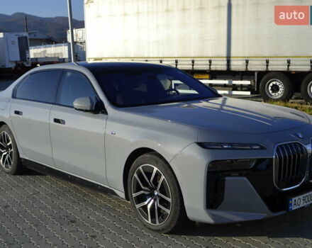 Сірий БМВ i7, об'ємом двигуна 0 л та пробігом 71 тис. км за 94000 $, фото 32 на Automoto.ua