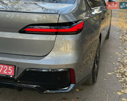 Сірий БМВ i7, об'ємом двигуна 0 л та пробігом 9 тис. км за 91500 $, фото 14 на Automoto.ua