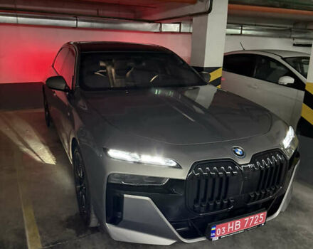 Сірий БМВ i7, об'ємом двигуна 0 л та пробігом 9 тис. км за 91500 $, фото 7 на Automoto.ua