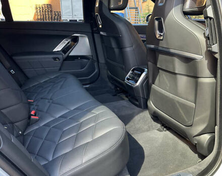 Серый БМВ i7, объемом двигателя 0 л и пробегом 22 тыс. км за 95000 $, фото 89 на Automoto.ua