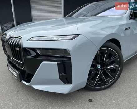 Серый БМВ i7, объемом двигателя 0 л и пробегом 24 тыс. км за 126900 $, фото 18 на Automoto.ua