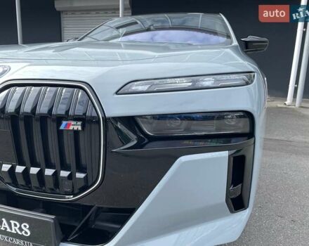 Серый БМВ i7, объемом двигателя 0 л и пробегом 24 тыс. км за 126900 $, фото 4 на Automoto.ua