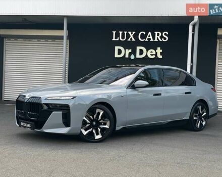 Серый БМВ i7, объемом двигателя 0 л и пробегом 21 тыс. км за 94900 $, фото 9 на Automoto.ua