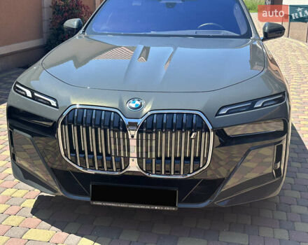 Серый БМВ i7, объемом двигателя 0 л и пробегом 31 тыс. км за 115000 $, фото 4 на Automoto.ua