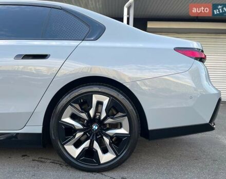 Серый БМВ i7, объемом двигателя 0 л и пробегом 21 тыс. км за 94900 $, фото 30 на Automoto.ua