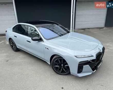 Серый БМВ i7, объемом двигателя 0 л и пробегом 24 тыс. км за 126900 $, фото 20 на Automoto.ua